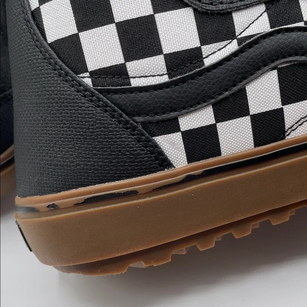 Vans Hi-Standard LL DX Men’s 8.5 Black White Checkerboard Lace Snowboard Boots